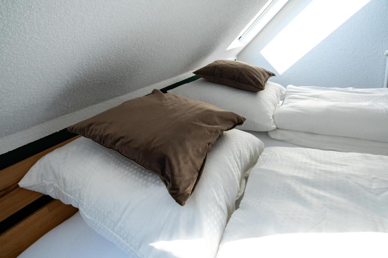 Nature Terminal Apartment - Unterwegs Zuhause Steinenbronn Luaran gambar