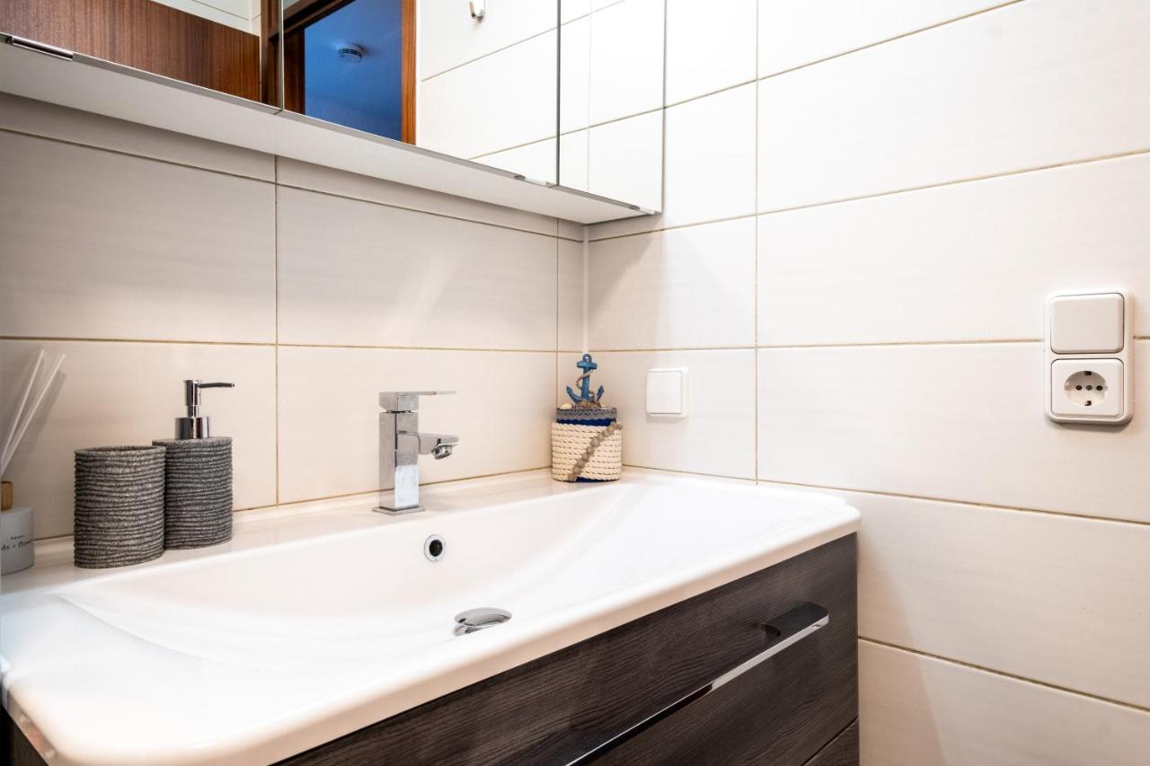 Nature Terminal Apartment - Unterwegs Zuhause Steinenbronn Luaran gambar